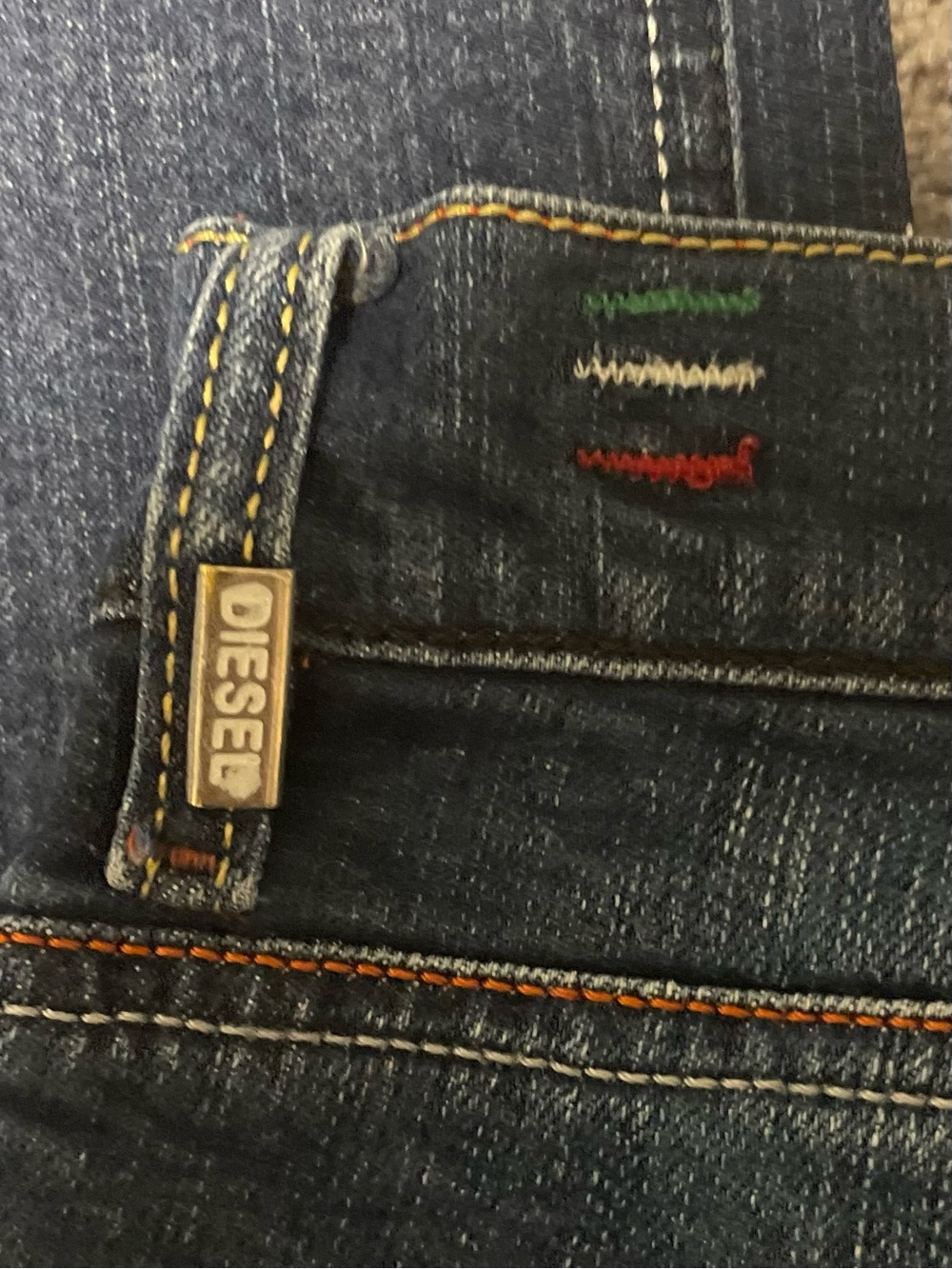 Vintage Diesel LIV Jeans Made in Italy Y2K Low Rise Slim Straight Women's 30x32 - Picture 2 of 9